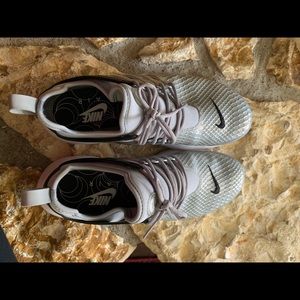Nike Prestos